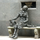 Eleanor Rigby statue photo