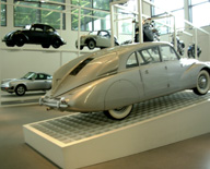 Auto Design Pinakothek Moderne photo