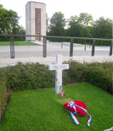 Patton Grave Luxembourg photo