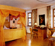 Goldener Adler Room Interior photo