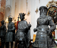 King Statues Innsbruck photo