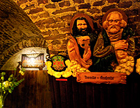 St Thomas and St Andrew Twelve Apostle pub Vienna