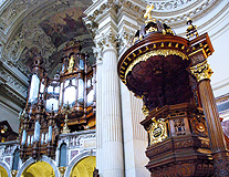 Pulpt and Orgain Berliner Dom photo