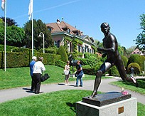 Park Scultures Olympic Musee D'Ouchy photo