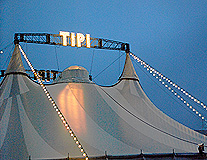 TIPI am Kanzleramt dinner show theater tent photo