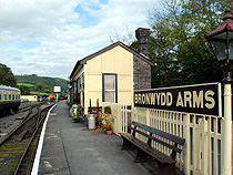 Bronwydd Arms Station Carmarthen platform photo