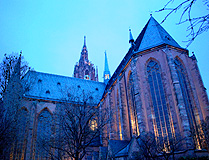 Frankfurt Cathedral evening photo