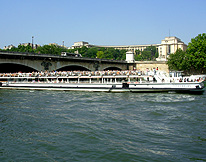 Bateau Mouches Cruise photo