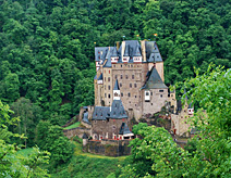 Burg Eltz Eltzbach