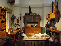 Musical Repair Shop replica Grassi Museum