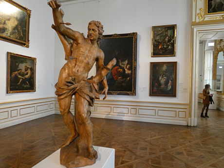 Belvedere Art Museum Statue and Paintings
