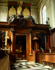 Oxford University Trinity Chapel sight-seeing photo