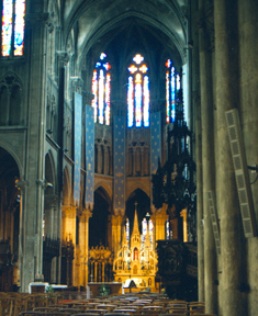 valenciennes cathedral budget travel photo