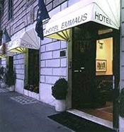 Budget Hotel Emmaus near Vatican photo