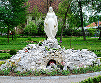 Virgin Mary Statue photo