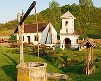 Stara Kapela Old Chapel photo