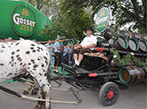 Vienna Oktoberfest Wiener Wiesn Gosser Beer Wagon